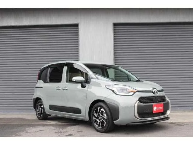Toyota Sienta 2023 — миниатюра 2
