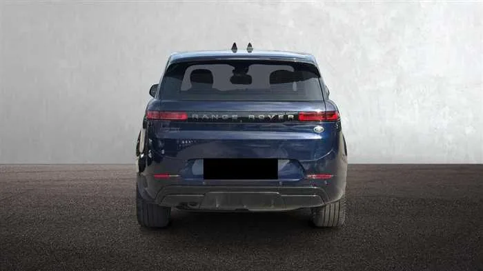 Land Rover Range Rover Sport AUTOMATIC DIESEL 2023 — миниатюра 3