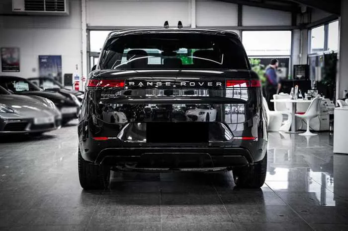 Land Rover Range Rover Sport AUTOMATIC DIESEL 2023 — миниатюра 5