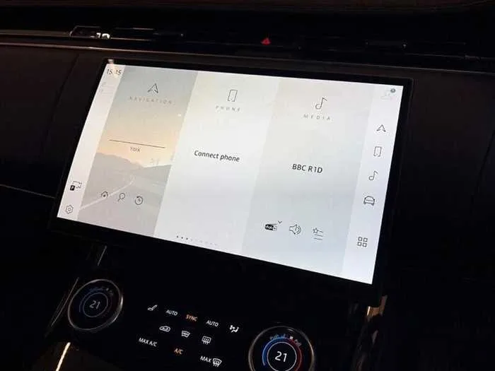 Land Rover Range Rover Sport AUTOMATIC DIESEL 2023 — миниатюра 4