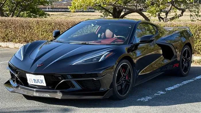 Chevrolet Corvette 3LT 2022 — фото 1, купить с доставкой в Москву