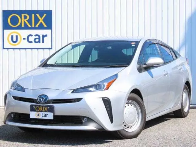 Toyota Prius 2023 — фото 1, купить с доставкой в Москву