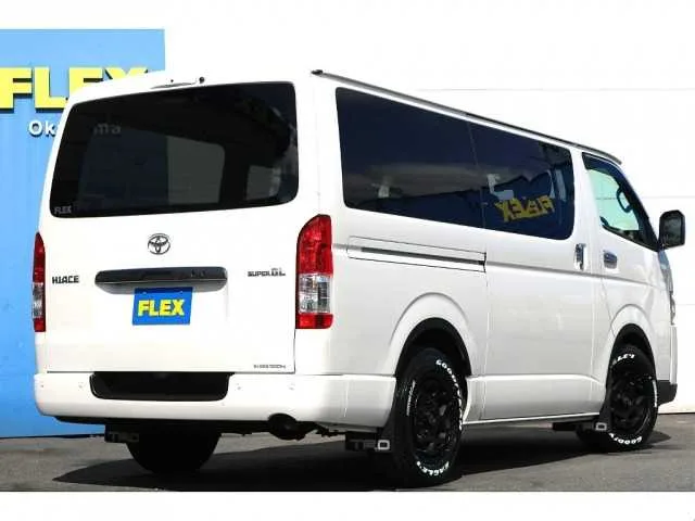 Toyota Hiace Van 2024 — миниатюра 2