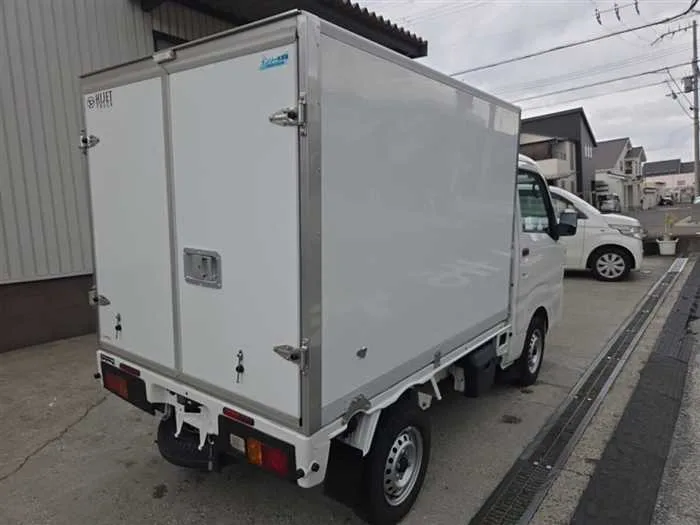 Daihatsu Hijet Truck 2022 — миниатюра 5