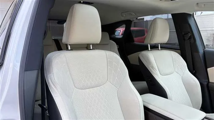 Lexus RX 350h L 2024 — миниатюра 3