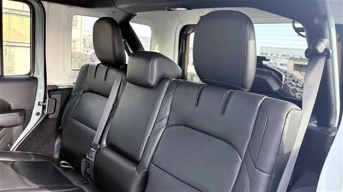 Jeep Wrangler 4xe 2023 — миниатюра 3