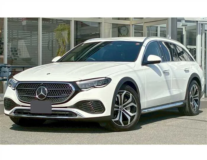 Mercedes-Benz E-Class 5 (Almost New) 2025 — фото 1, купить с доставкой в Москву
