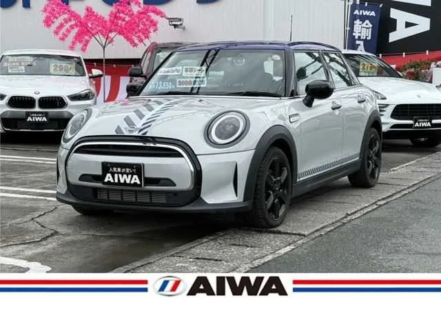 Rover Mini CooperD 5 Edition DCT 2022 — фото 1, купить с доставкой в Москву