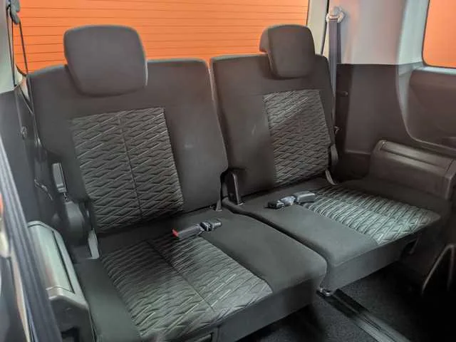 Mitsubishi Delica D:5 2024 — миниатюра 4