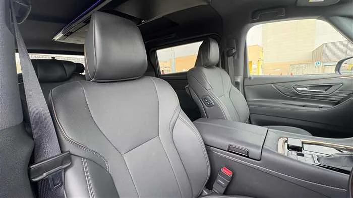 Toyota Alphard Z 2025 — миниатюра 3