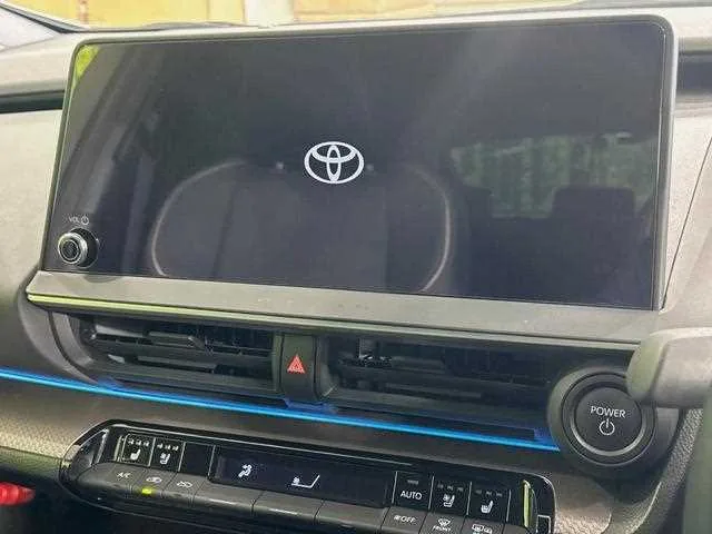 Toyota Prius 2023 — миниатюра 3