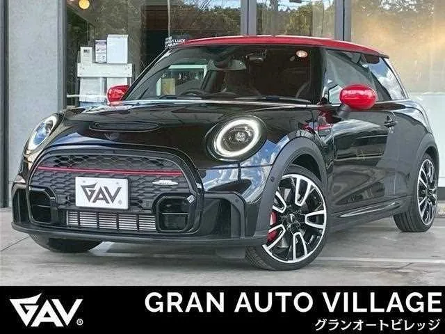 BMW MINI 2023 — фото 1, купить с доставкой в Москву