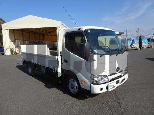 Hino Dutro 2024 — миниатюра 2