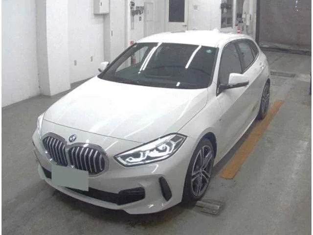 BMW 1 Series 2023 — миниатюра 5
