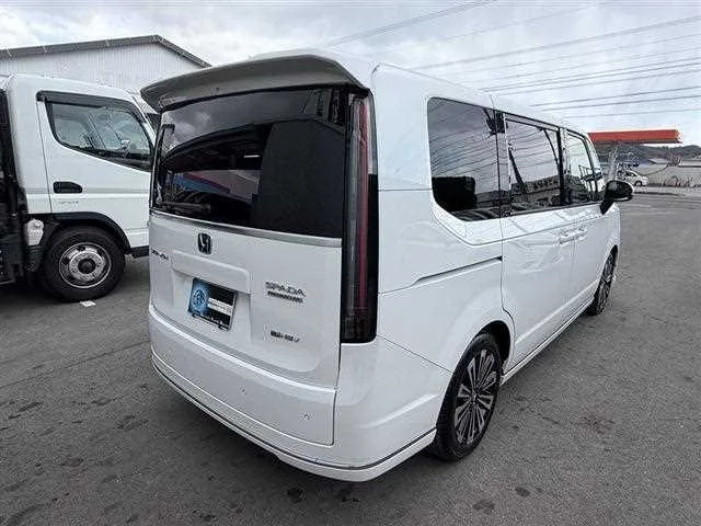 Honda Step WGN 2024 — миниатюра 2