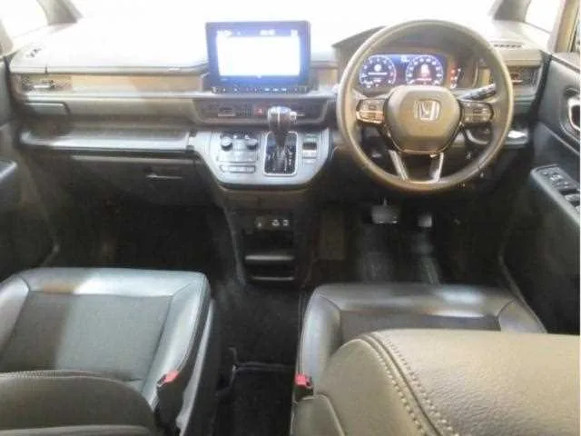 Honda Step WGN 2023 — миниатюра 3