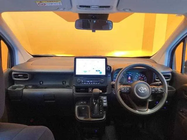 Toyota Sienta 2023 — миниатюра 5