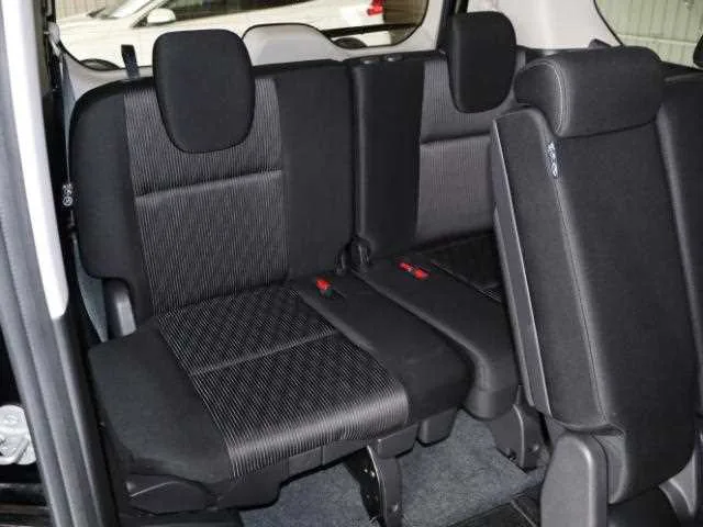 Nissan Serena 2022 — миниатюра 3