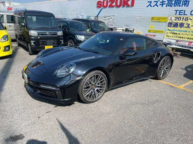 Porsche 911 2022 — миниатюра 5