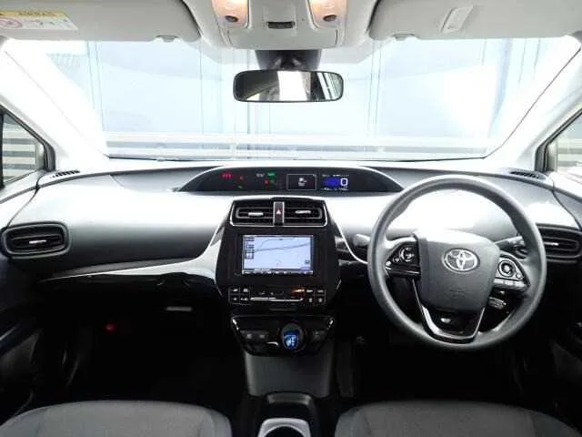 Toyota Prius 2022 — миниатюра 5