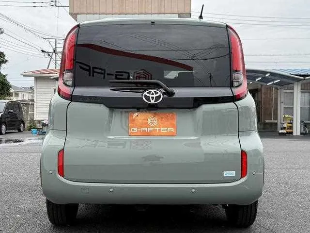 Toyota Sienta 2023 — миниатюра 2