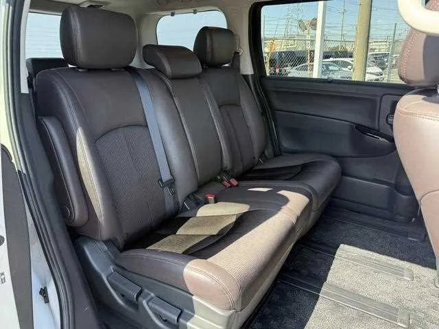 Nissan Elgrand 2024 — миниатюра 3