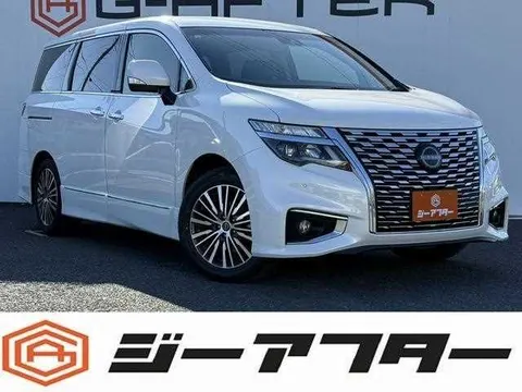 Nissan Elgrand 2024 купить в Москве