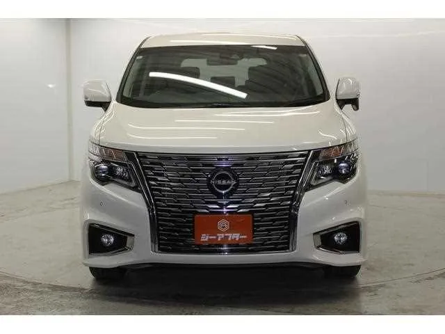 Nissan Elgrand 2024 — миниатюра 2