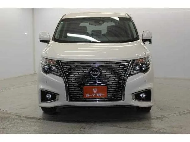 Nissan Elgrand 2024 — миниатюра 2