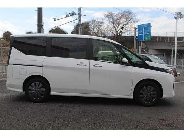 Nissan Serena 2023 — миниатюра 4