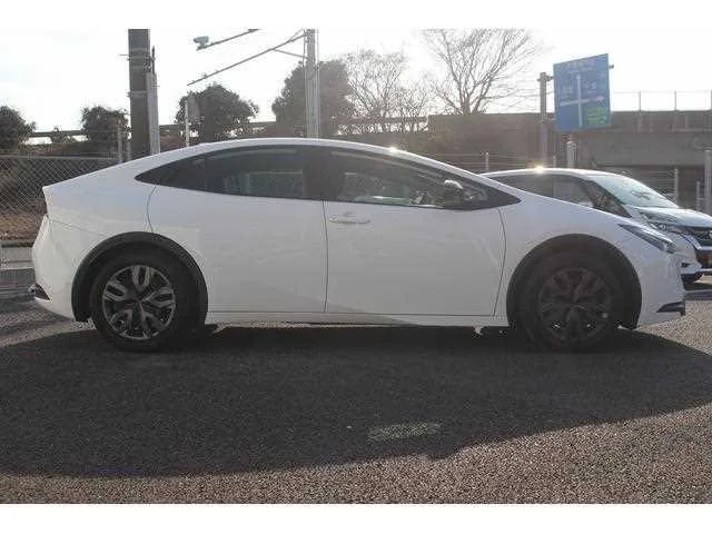 Toyota Prius 2025 — миниатюра 4