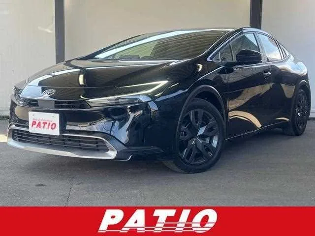 Toyota Prius 2023 — фото 1, купить с доставкой в Москву