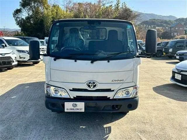 Toyota Dyna Truck 2022 — миниатюра 5