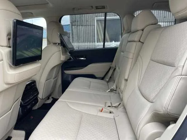 Toyota Land Cruiser 2024 — миниатюра 3