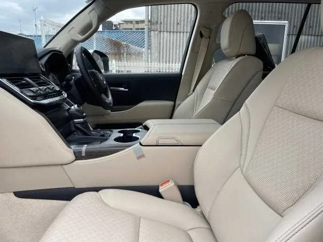 Toyota Land Cruiser 2024 — миниатюра 5