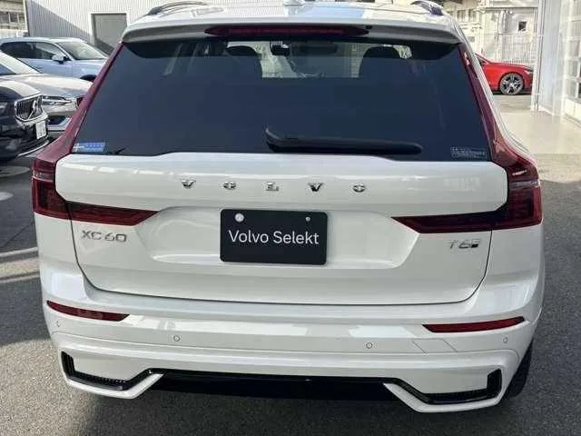 Volvo XC60 2025 — миниатюра 4