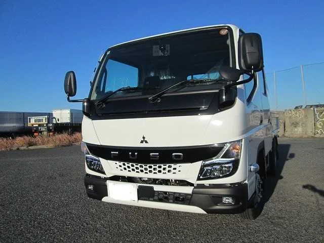 Mitsubishi Canter 2025 — фото 1, купить с доставкой в Москву