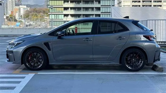 Toyota Corolla Sedan RZ 2024 — миниатюра 5