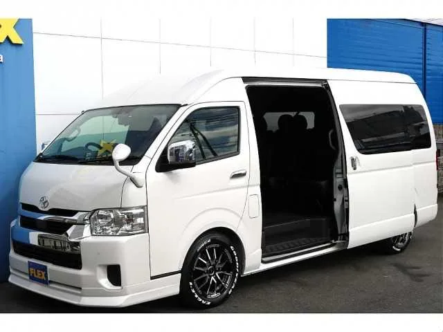 Toyota Hiace Wagon 2023 — миниатюра 3
