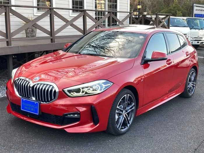 BMW 1 Series 2022 — фото 1, купить с доставкой в Москву