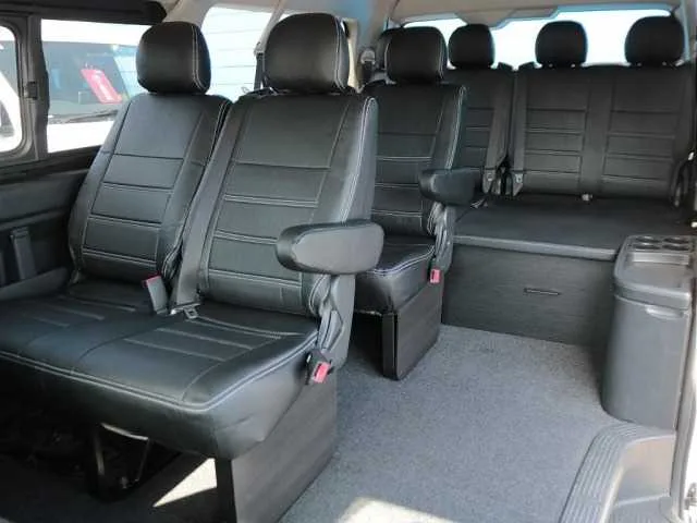 Toyota Hiace Wagon 2023 — миниатюра 3
