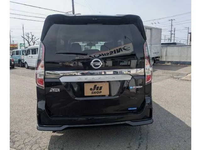 Nissan Serena 2022 — миниатюра 2