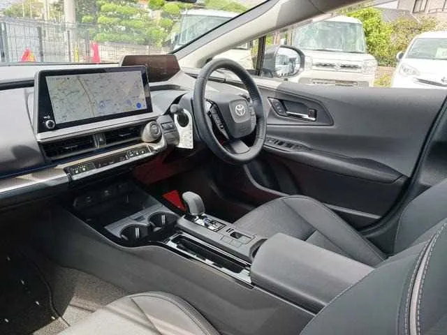 Toyota Prius 2023 — миниатюра 5