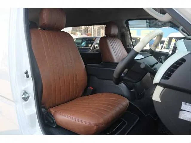 Toyota Hiace Wagon 2024 — миниатюра 4
