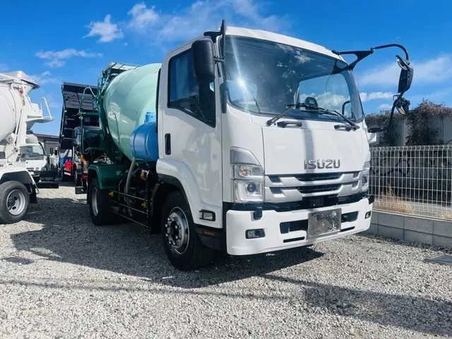 Isuzu Isuzu Others 2023 — фото 1, купить с доставкой в Москву