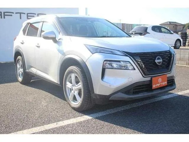 Nissan X-Trail 2022 — фото 1, купить с доставкой в Москву