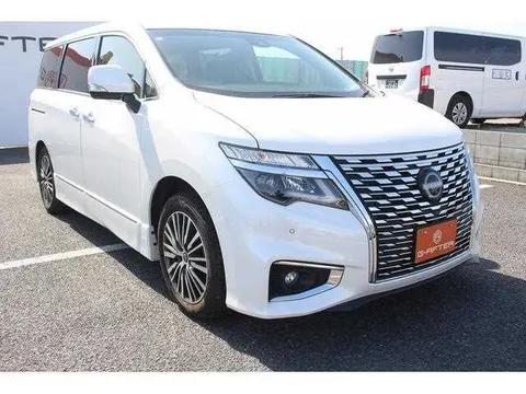 Nissan Elgrand 2024 купить в Москве