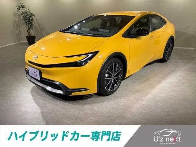 Toyota Prius 2024 — фото 1, купить с доставкой в Москву