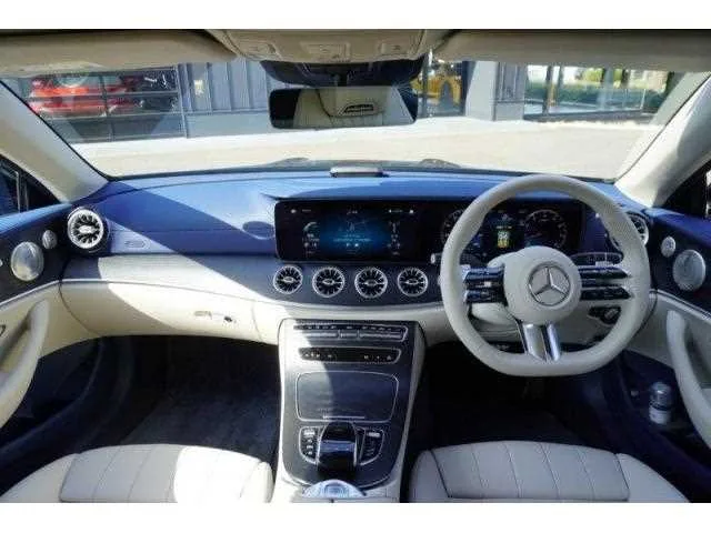 Mercedes-Benz E-Class 2023 — миниатюра 2