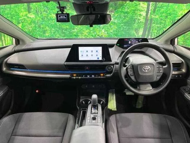 Toyota Prius 2024 — миниатюра 2